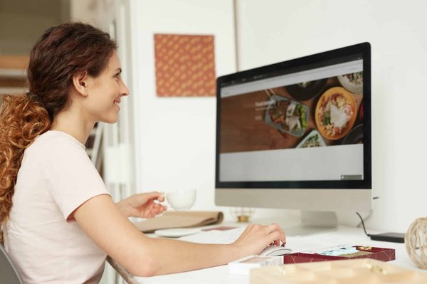 Quels types de sites internet sont les plus adaptés à la création en un jour par Quick Web à Toulouse ?